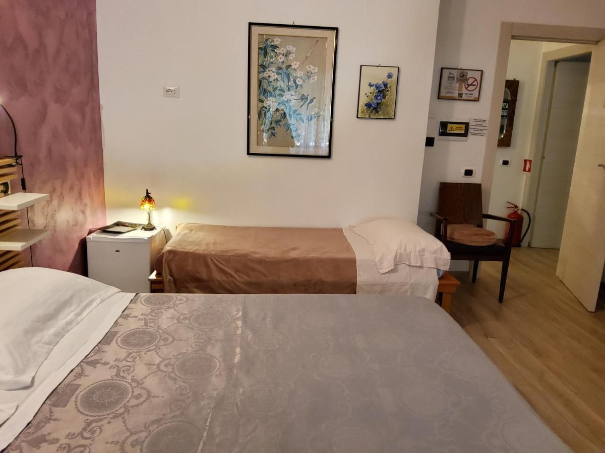 Annadia Sweet Home B&B Ostie Extérieur photo